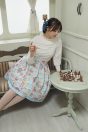 14-000ヨークレースプルオーバー <br>(★オフ白)￥15,180-(Fサイズ) <br>14-001フルーツラベルプリントスカート <br>(キイロ/★サックス)￥23,980-(Fサイズ) <br>その他　参考商品