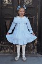 11-005セーラーカラーストライプワンピース <br>(★サックス)￥25,080～(100～160cm) <br>11-020リボンポニー <br>(ピンク/キイロ/★サックス/コン)￥6,380-(Fサイズ) <br>11-023リボンジャガードハイソックス <br>(★オフ白/コン)￥4,180-(14～23cm) <br>10-024リボンストラップシューズ <br>(クロ/★ゴールド)￥14,080～(15～24㎝)