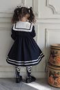 11-007セーラーレースワンピース <br>(サックス/★コン)￥27,280～(100～140cm) <br>11-020リボンポニー <br>(ピンク/キイロ/サックス/★コン)￥6,380-(Fサイズ) <br>11-023リボンジャガードハイソックス <br>(オフ白/★コン)￥4,180-(14～23cm) <br>10-024リボンストラップシューズ <br>(★クロ/ゴールド)￥14,080～(15～24㎝)