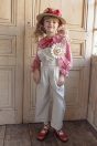 11-114ギンガムセーラーブラウス <br>(ピンク/★アカ) <br>・TODDLER￥18,480～(100～140cm) <br>・SISTER￥20,680-(150/160cm) <br>11-124フリルサロペットパンツ <br>(★アイボリー/サックス) <br>・TODDLER￥26,180～(100～140cm) <br>・SISTER￥30,580-(150/160cm) <br>11-130リボンキャノチェ <br>(ピンク/★アカ)￥25,080-(54/56cm) <br>11-134お花クリップ <br>(ピンク/★アカ)￥7,480-(Fサイズ) <br>11-135ギンガムリボンクリップセット <br>(ピンク/サックス/★アカ)￥7,480-(Fサイズ) <br>11-133お花ロゼッタ <br>(ピンク/★アカ)￥18,480-(Fサイズ) <br>11-138レースアップ柄ニーハイソックス <br>(★ピンク/サックス)￥3,520-(14～23cm) <br>11-009グリッターシューズ <br>(オフ白/ピンク/★アカ)￥12,980～(17～24cm)