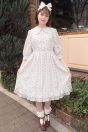 14-206アンティークローズプリントミディ丈ワンピース <br>(ピンク/★サックス)￥32,780-(Fサイズ) <br>14-209アンティークローズプリントリボンカチューシャ <br>(ピンク/★サックス)￥8,580-(Fサイズ) <br>14-210レース＆リボンソックス <br>(★オフ白/クロ)￥4,180-(23cm) <br>その他　参考商品
