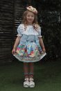 11-408シアーギンガムフリルプルオーバー <br>(ピンク★サックス) <br>・TODDLER￥16,280～(100～140cm) <br>11-401あひる刺繍カットソーカーディガン <br>(ピンク/★サックス) <br>・TODDLER￥19,580～(100～140cm) <br>・SISTER ￥21,780-(Fサイズ) <br>11-415あひるお出かけプリントパンツインスカート <br>(ピンク/★サックス) <br>・TODDLER￥23,980～(100～140cm) <br>11-428お花ブーケクリップ <br>(ミント/★アカ) ￥18,480-(Fサイズ) <br>11-426麦わら帽子カチューシャ <br>(ピンク/★アカ) ￥21,780-(Fサイズ) <br>11-432レースアップリボン柄ソックス <br>(ピンク/★サックス) ￥3,520-(14～23cm) <br>11-340リボンフリルサンダル <br>(★オフ白/ピンク/アカ) <br>・BABY￥9,680-(14cm) <br>・TODDLER￥10,230～(15～21cm)<br><br>＊シアーギンガムフリルプルオーバーは5月上旬頃の入荷予定です。 <br>発売の際に、New Arrival Newsでお知らせいたします。