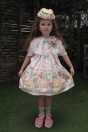 11-420あひるお出かけプリントサンドレス <br>(★ピンク/サックス) <br>・TODDLER￥36,080～(100～140cm) <br>・SISTER ￥40,480-(150/160cm) <br>11-401あひる刺繍カットソーカーディガン <br>(★ピンク/サックス) <br>・TODDLER￥19,580～(100～140cm) <br>・SISTER ￥21,780-(Fサイズ) <br>11-428お花ブーケクリップ <br>(★ミント/アカ) ￥18,480-(Fサイズ) <br>11-426麦わら帽子カチューシャ <br>(★ピンク/アカ) ￥21,780-(Fサイズ) <br>11-432レースアップリボン柄ソックス <br>(★ピンク/サックス) ￥3,520-(14～23cm) <br>11-340リボンフリルサンダル <br>(オフ白/★ピンク/アカ) <br>・BABY￥9,680-(14cm) <br>・TODDLER￥10,230～(15～21cm)
