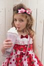 11-468ストロベリードットプリントサンドレス <br>(★ピンク/コン) <br>・TODDLER ¥32,780～(100～140cm) <br>11-475ストライプリボンクリップ <br>(★ピンク/アカ/コン) ¥7,480-(Fサイズ) <br>11-476ストロベリーポシェット <br>(★ピンク/コン) ¥19,580-(Fサイズ)