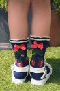 11-480ストロベリーソックス <br>(ピンク/★コン) ￥3,520-(14～23cm) <br>11-340リボンフリルサンダル <br>(★オフ白/ピンク/アカ) <br>・BABY￥9,680-(14cm) <br>・TODDLER￥10,230～(15～21cm)
