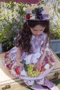 11-519フルーツバスケットプリントワンピース <br>(アイボリー/★パープル) <br>・TODDLER ¥36,080～(100～140cm) <br>11-530ぶどうキャノチェ <br>(★パープル/ワイン) ¥25,080-(Fサイズ) <br>11-536フルーツバスケットニーハイソックス <br>(アイボリー/★パープル) ¥3,520-(14～23cm) <br>11-009グリッターシューズ <br>(オフ白/★ピンク/アカ)￥12,980～(17～24cm)