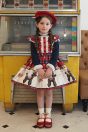 11-621ブリティッシュプードルプリントワンピース <br>(ピンク/★アカ) <br>・TODDLER ¥36,080～(100～140cm) <br>・SISTER ¥40,480-(150/160cm) <br>11-611リブテレコカットソー <br>(チャ/★コン/クロ) <br>・TODDLER ¥16,280～(100～140cm) <br>・SISTER ¥18,480-(150/160cm) <br>11-630ラブレターベレー帽 <br>(ピンク/★アカ) ¥19,580-(54/56cm) <br>11-633ベルベットリボンクリップ <br>(ピンク/★コン) ¥5,280-(Fサイズ) <br>11-636プードルソックス <br>(★オフ白/ピンク) ¥3,520-(13～20cm) <br>11-009グリッターシューズ <br>(オフ白/ピンク/★アカ)￥12,980～(17～24cm)