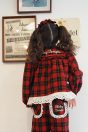 11-602タータンチェックフリルジャケット <br>(ブルー/★アカ) <br>・TODDLER ¥27,280～(100～140cm) <br>・SISTER ¥31,680-(Fサイズ) <br>11-618タータンチェックパンツ <br>(ブルー/★アカ) <br>・TODDLER ¥17,380～(100～140cm) <br>・SISTER ¥19,580-(150/160cm) <br>11-631タータンチェックフリルヘッドドレス <br>(ブルー/★アカ) ¥11,880-(Fサイズ)