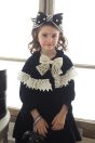 11-728トランプリボンケープ付きワンピース <br>(★クロ) <br>・TODDLER ¥40,480～(100～140cm) <br>11-737ストライプリボンパールカチューシャ <br>(★クロ) ¥16,280-(Fサイズ) <br>※バッグ 参考商品