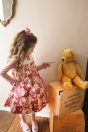 11-726くま＆うさぎぬいぐるみプリントジャンパースカート <br>(アイボリー/★ピンク) <br>・TODDLER ¥31,680～(100～140cm) <br>・SISTER ¥36,080-(150/160cm) <br>11-710リブテレコフリルカットソー <br>(★ピンク/アカ/クロ) <br>・TODDLER ¥11,880～(100～140cm) <br>・SISTER ¥14,080-(150/160cm) <br>11-745くまぬいぐるみニーハイソックス <br>(★ピンク/アカ) ¥3,850-(14～23cm) <br>11-739別珍リボンクリップ <br>(★ピンク/アカ/クロ) ¥7,480-(Fサイズ) <br>11-009グリッターシューズ <br>(オフ白/★ピンク/アカ)￥12,980～(17～24㎝）
