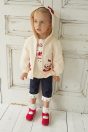 11-654うさぎレースプルオーバー <br>(★オフ白/ピンク) <br>・BABY ¥14,080-(80/90cm) <br>・TODDLER ¥15,180～(100～140cm) <br>11-652ティーカップうさぎパーカー <br>(★オフ白/ピンク) <br>・BABY ¥16,280-(Fサイズ) <br>・TODDLER ¥17,380-(100～140cm) <br>11-662うさぎロールアップデニムニットパンツ <br>(★コン) <br>・BABY ¥14,080-(80/90cm) <br>・TODDLER ¥15,180～(100～140cm) <br>10-679ティーカップうさぎクリップ <br>(ピンク/★アカ) ¥6,380-(Fサイズ) <br>11-062レースソックス <br>(★オフ白)￥3,080-(11～20cm) <br>10-020リボンストラップシューズ <br>(ピンク/★アカ/クロ) <br>・BABY￥9,130-(13/14cm) <br>＊クロは14cmのみ <br>・TODDLER￥9,680～(15～21cm) <br>＊ピンクは18cmまで