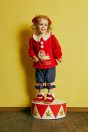 10-704サーカスアップリケプルオーバー <br>(オフ白/★アカ) <br>・BABY￥16,280-(80/90cm) <br>・TODDLER￥17,380～(100～140cm) <br>10-714デニムニットレース付きパンツ <br>(★コン) <br>・BABY￥11,880-(80/90cm) <br>・TODDLER￥12,980～(100～140cm) <br>11-026リボンクリップ <br>(ピンク/サックス/★アカ)￥3,850-(Fサイズ) <br>＊リボンクリップは1点の価格となります。 <br>11-062リボン付きソックス <br>(★オフ白)￥3,080-(11～20cm) <br>10-523布リボンストラップシューズ <br>(ピンク/★アカ/クロ)￥11,880～(14～21㎝）