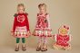 【Shirley Temple 2024 WINTER COLLECTION 3 】 <br> Photographer_角田明子 <br> Hair&Make_橘房図 <br>Fashion coordinator_判治ミホ <br><br>-BABY- <br>Maya Watanabe Cardozo <br>(height: 87cm/90cm着用) <br><br>-TODDLER- <br>Julia Aleckson <br>(height : 106.5cm /110cm着用) <br>Charlotte Aleckson <br>(height : 105.5cm /110cm着用) <br><br><br><br> ＊掲載した商品の価格は全て税込みです。