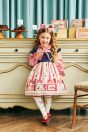 11-112 シャーリーチョコレートプリントワンピース <br>(★アイボリー/ミント)￥33,880～(100～140cm) <br>11-121 ハートリボンカチューシャ <br>(ピンク/★アカ)￥11,880-(Fサイズ) <br>11-126 シャーリーチョコレートニーハイソックス <br>(★オフ白/ミント)￥3,520-(14～23cm) <br>11-013・014・015 グリッターシューズ <br>(オフ白/ピンク/★アカ)￥12,980～(17～24cm)