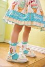 11-414 アイスクリームショッププリントスカート <br>(★ミント/アカ) <br>・TODDLER ￥25,080～(100cm～140cm) <br>・SISTER ￥29,480-(150cm/160cm) <br>11-425 アイスクリームソックス <br>(★ミント/アカ)￥3,520-(14cm～23cm)