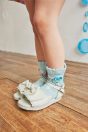 11-473 マリンフレンズソックス <br>(★サックス)￥3,520-(13～20cm) <br>11-327リボンスカラップサンダル <br>(★オフ白/ピンク/アカ)￥11,880～(15～21cm)