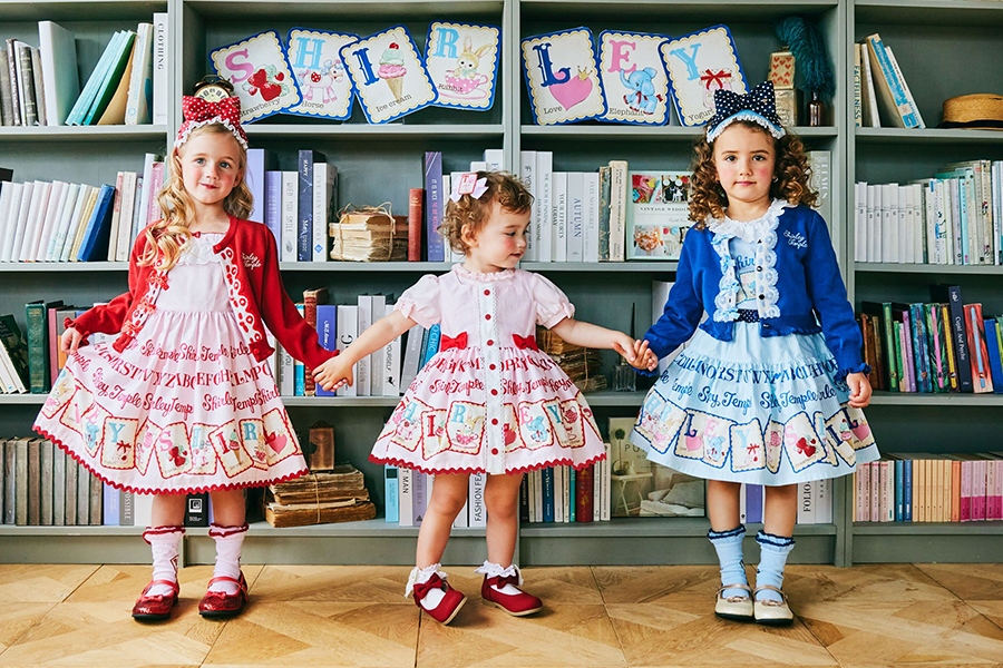 【Shirley Temple 2025 AUTUMN COLLECTION 1 】 <br> Photographer_角田明子 <br> Hair&Make_橘房図 <br><br>-BABY- <br>Mina Olson <br>(height: 89cm/90cm着用) <br><br>-TODDLER- <br>Quinn Lattus <br>(height : 103.5cm /110cm着用) <br>Lara ISLAM Samir <br>(height : 107cm /110cm着用) <br><br><br><br> ＊掲載した商品の価格は全て税込みです。