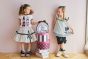 【左】 <br>11-604 プレゼントフロッキーTシャツ <br>(★ピンク/ミント) <br>・TODDLER ￥17,380～(100cm～140cm) <br>・SISTER ￥19,580-(150cm/160cm) <br>11-614 モノトーンドットティアードスカート <br>(★ピンク/ミント) <br>・TODDLER ￥21,780～(100cm～140cm) <br>・SISTER ￥23,980-(150cm/160cm) <br>11-621 モノトーンドットリボンポニー <br>(★ピンク/ミント)￥7,480-(Fサイズ) <br>11-035 グログランリボンつきクルーソックス <br>(オフ白/★クロ)￥3,520-(11～23cm) <br>11-013・014・015 グリッターシューズ <br>(オフ白/★ピンク/アカ)￥12,980～(17～24cm) <br><br>【右】 <br>11-603 モノトーンドットチュニック <br>(ピンク/★ミント) <br>・TODDLER ￥23,980～(100cm～140cm) <br>・SISTER ￥28,380-(150cm/160cm) <br>11-612ツイルフリルハーフパンツ <br>(ピンク/★クロ) <br>・TODDLER ￥17,380～(100cm～140cm) <br>・SISTER ￥19,580-(150cm/160cm) <br>11-621 モノトーンドットリボンポニー <br>(ピンク/★ミント)￥7,480-(Fサイズ) <br>11-035 グログランリボンつきクルーソックス <br>(オフ白/★クロ)￥3,520-(11～23cm) <br>※靴　参考商品