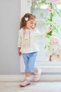 10-658 フラワーパークプリントプルオーバー <br>(★オフ白/ピンク) <br>・BABY￥15,180-(80cm/90cm) <br>・TODDLER￥16,280～(100～140cm) <br>10-657 フラワー刺繍デニムニットパンツ <br>(★サックス) <br>・BABY￥14,080-(80cm/90cm) <br>・TODDLER￥15,180～(100～140cm) <br>11-670 シマエナガクリップ <br>(★オフ白/ピンク)￥5,280-(Fサイズ) <br>11-035 グログランリボンつきクルーソックス <br>(★オフ白)￥3,520-(11～23cm) <br>10-523・524 布リボンストラップシューズ <br>(★ピンク/アカ/クロ)￥11,880～(14～21cm) <br>※19～21cmはアカ/クロ 2色のご用意です。
