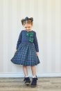 11-665 ドッキングリボンチェックワンピース <br>(アカ/★グリーン) <br>・TODDLER ￥17,380～(100cm～140cm) <br>・SISTER ￥19,580-(150cm/160cm) <br>11-035 グログランリボンつきクルーソックス <br>(オフ白/★クロ)￥3,520-(11～23cm) <br>10-523・524 布リボンストラップシューズ <br>(ピンク/アカ/★クロ)￥11,880～(14～21cm) <br>※19～21cmはアカ/クロ 2色のご用意です。