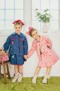 【左】 <br>11-701 赤ずきんデニムジャケット <br>(ピンク/★コン) <br>・TODDLER ￥32,780～(100cm～140cm) <br>・SISTER ￥37,180-(150cm/160cm) <br>11-709 赤ずきんプリントタータンフリルカットソー <br>(★オフ白/ピンク) <br>・TODDLER ￥17,380～(100cm～140cm) <br>・SISTER ￥19,580-(150cm/160cm) <br>11-712 赤ずきんデニムスカート <br>(ピンク/★コン) <br>・TODDLER ￥21,780～(100cm～140cm) <br>・SISTER ￥23,980-(150cm/160cm) <br>11-839 グログランリボンつきクルーソックス <br>(ピンク/★アカ)￥3,520-(11～20cm) <br>※靴　参考商品 <br><br>【右】 <br>11-701 赤ずきんデニムジャケット <br>(★ピンク/コン) <br>・TODDLER ￥32,780～(100cm～140cm) <br>・SISTER ￥37,180-(150cm/160cm) <br>11-709 赤ずきんプリントタータンフリルカットソー <br>(オフ白/★ピンク) <br>・TODDLER ￥17,380～(100cm～140cm) <br>・SISTER ￥19,580-(150cm/160cm) <br>11-712 赤ずきんデニムスカート <br>(★ピンク/コン) <br>・TODDLER ￥21,780～(100cm～140cm) <br>・SISTER ￥23,980-(150cm/160cm) <br>11-036 リボンレースハイソックス <br>(★オフ白/クロ)￥3,520-(11～23cm) <br>※靴　参考商品
