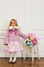 11-801ラッピングリボンショートコート<br> (★ピンク/サックス)<br> ・TODDLER￥50,380～(110～140cm)<br> ・SISTER￥54,780-(Fサイズ)<br> 11-819リトルバレリーナプリントジャンパースカート<br> (アイボリー/★ピンク/サックス)<br> ・TODDLER￥36,080～(100～140cm)<br> ・SISTER￥40,480-(150/160cm)<br> 11-811リボンチュールレースプルオーバー<br> (アイボリー/★ピンク)<br> ・TODDLER￥15,180～(100～140cm)<br> ・SISTER￥17,380-(150/160cm)<br> 11-827ドット＆ベロアリボンクリップ<br> (★ピンク/サックス)￥8,580-(Fサイズ)<br> 11-829バレエリボンタイツ<br> (★ピンク/サックス)￥5,830-(105/120/135/150cm)<br> 11-013・014・015 グリッターシューズ<br> (オフ白/★ピンク/アカ)￥12,980～(17～24cm)